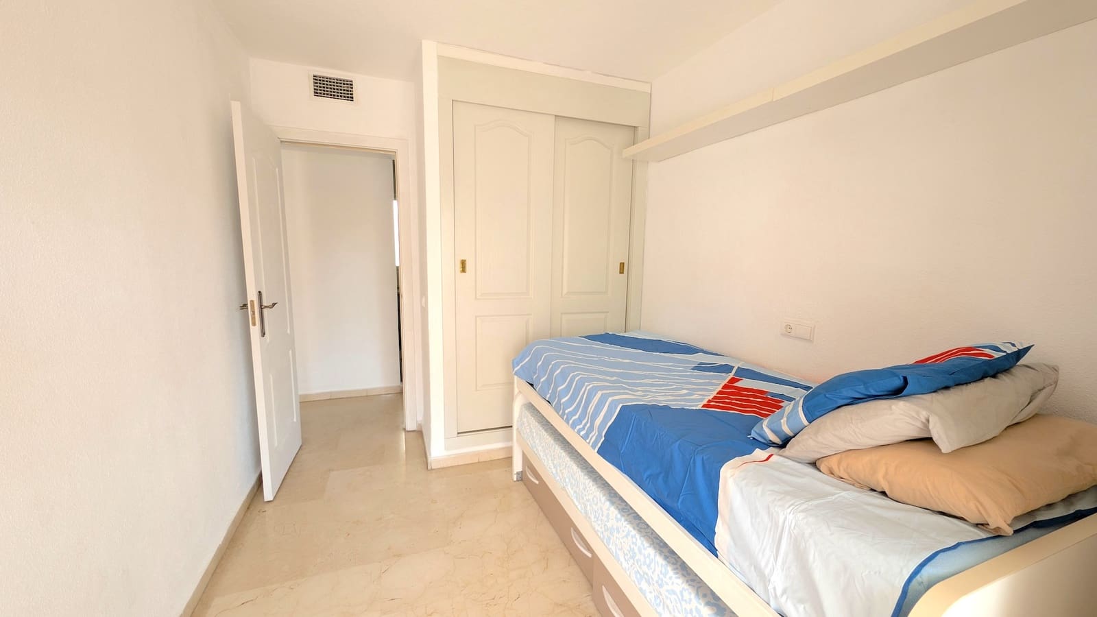 Apartamento de 2 habitaciones en Torrequebrada en venta con piscina garaje - 340.000 € (Ref: 9884903)