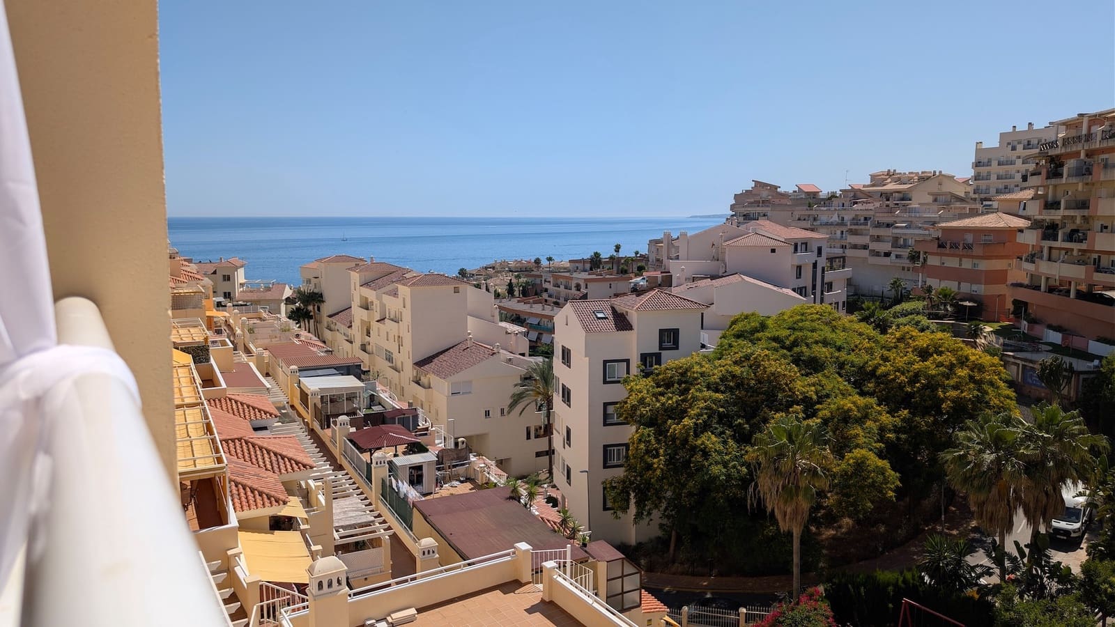 Apartamento de 2 habitaciones en Torrequebrada en venta con piscina garaje - 340.000 € (Ref: 9884903)