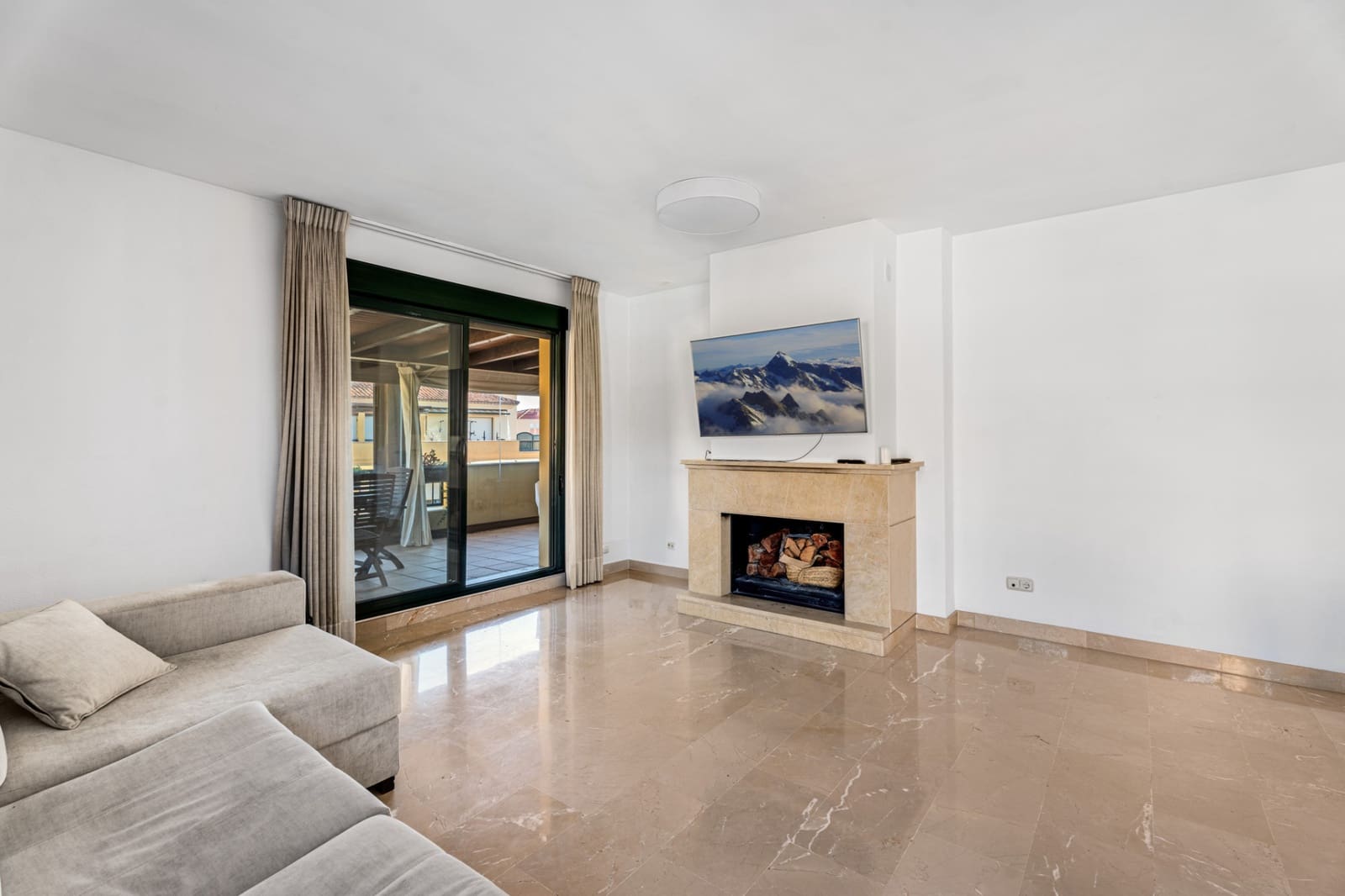 3 Zimmer Penthouse zu verkaufen in San Pedro de Alcantara mit Pool Garage - 690.000 € (Ref: 9890460)