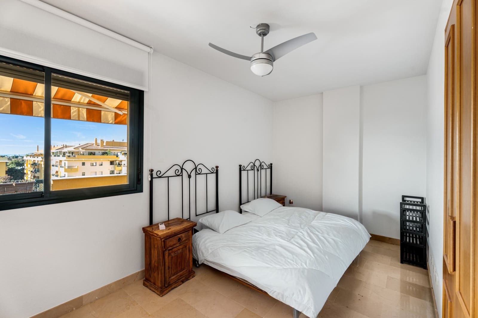 3 Zimmer Penthouse zu verkaufen in San Pedro de Alcantara mit Pool Garage - 690.000 € (Ref: 9890460)