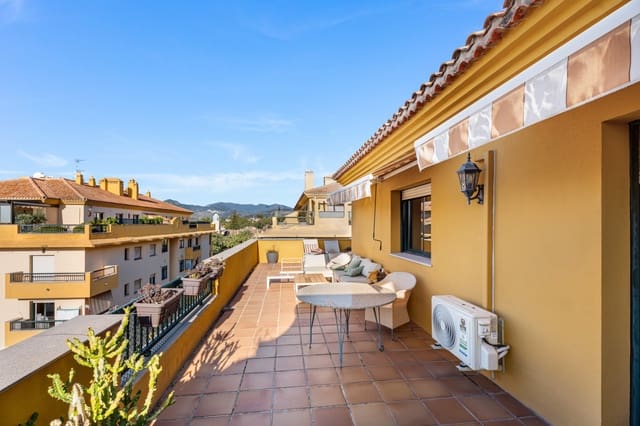 3 Zimmer Penthouse zu verkaufen in San Pedro de Alcantara, Marbella mit Pool Garage - 690.000 € (Ref: 9890460)