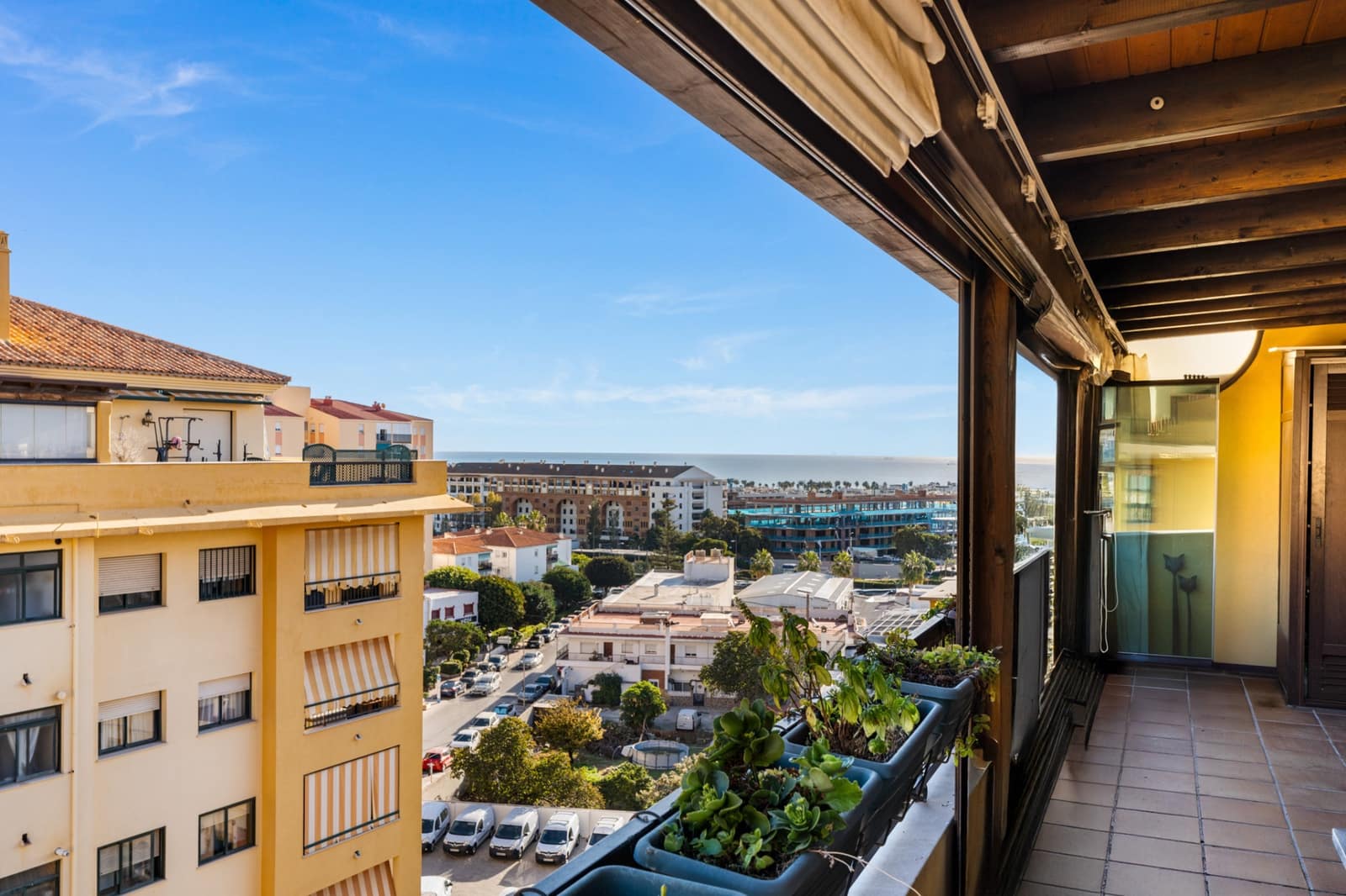 3 Zimmer Penthouse zu verkaufen in San Pedro de Alcantara mit Pool Garage - 690.000 € (Ref: 9890460)