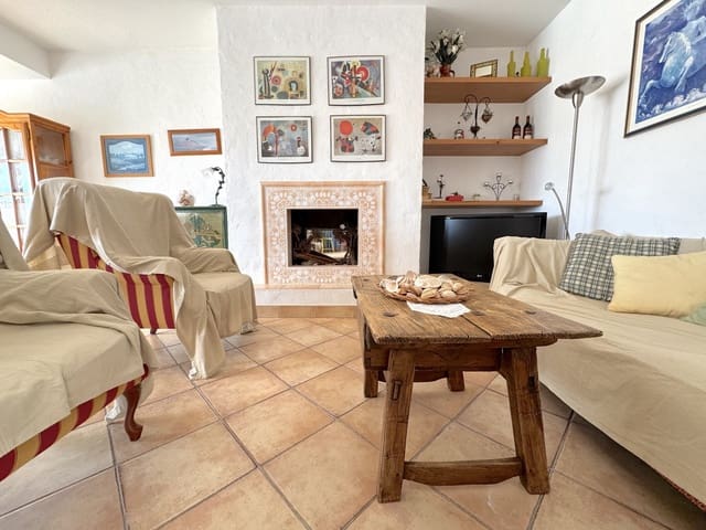 2 soveværelse Lejlighed til salg i Puerto Banus, Marbella - € 840.000 (Ref: 9894475)