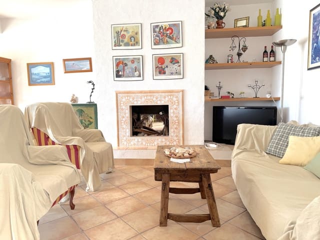 2 soveværelse Lejlighed til salg i Puerto Banus, Marbella - € 840.000 (Ref: 9894475)