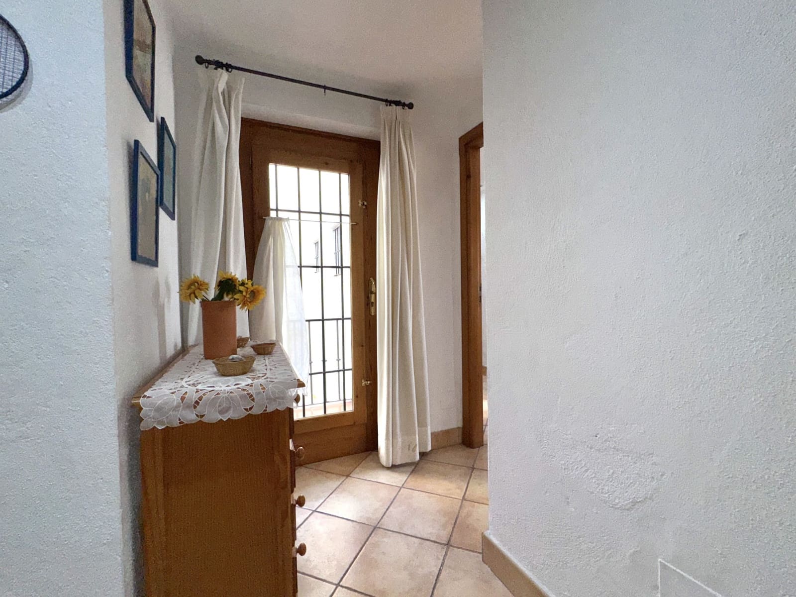Apartamento de 2 habitaciones en Puerto Banus en venta - 819.000 € (Ref: 9894475)