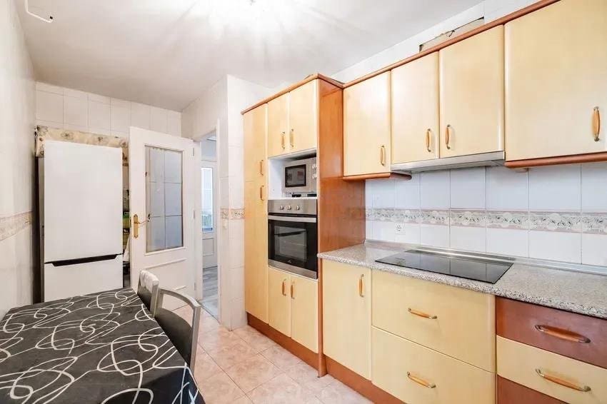 3 soveværelse Lejlighed til salg i Torremolinos - € 340.000 (Ref: 9899384)