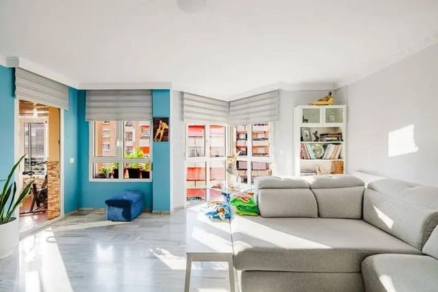 3 soveværelse Lejlighed til salg i Torremolinos - € 340.000 (Ref: 9899384)