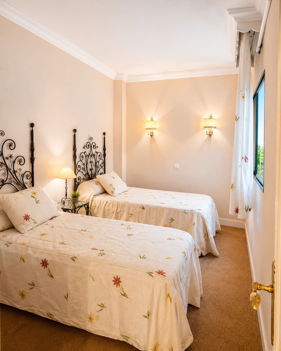 3 bedroom Apartment for sale in Torremolinos - € 370,000 (Ref: 9900658)