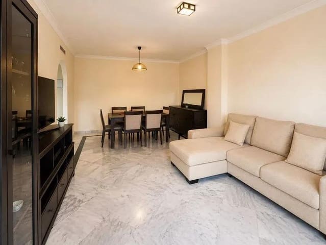 2 Zimmer Apartment zu verkaufen in Marbella mit Pool Garage - 395.000 € (Ref: 9900659)