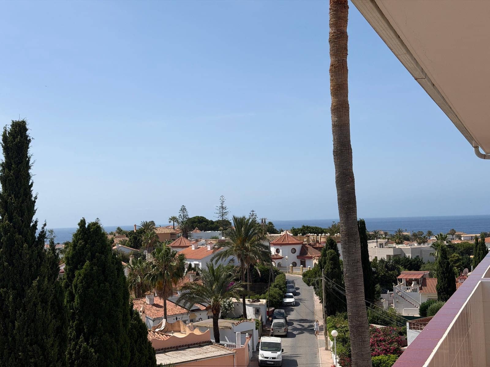2 slaapkamer Appartement te koop in El Faro met zwembad - € 280.000 (Ref: 9900660)