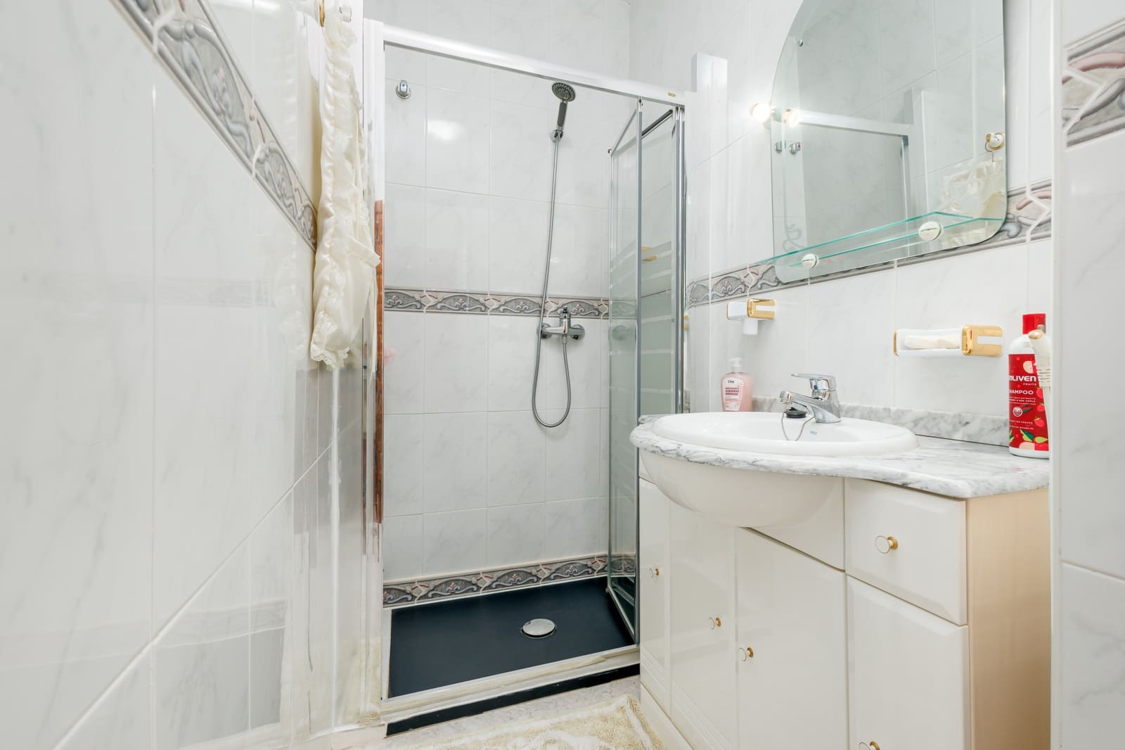 6 Zimmer Villa zu verkaufen in Alhaurin el Grande mit Pool Garage - 845.000 € (Ref: 9904650)