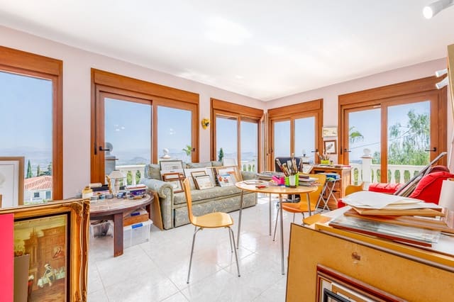 6 Zimmer Villa zu verkaufen in Alhaurín el Grande mit Pool Garage - 845.000 € (Ref: 9904650)