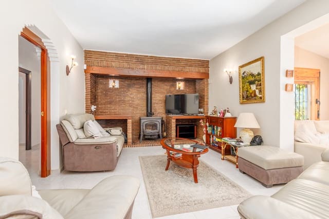 6 Zimmer Villa zu verkaufen in Alhaurín el Grande mit Pool Garage - 845.000 € (Ref: 9904650)