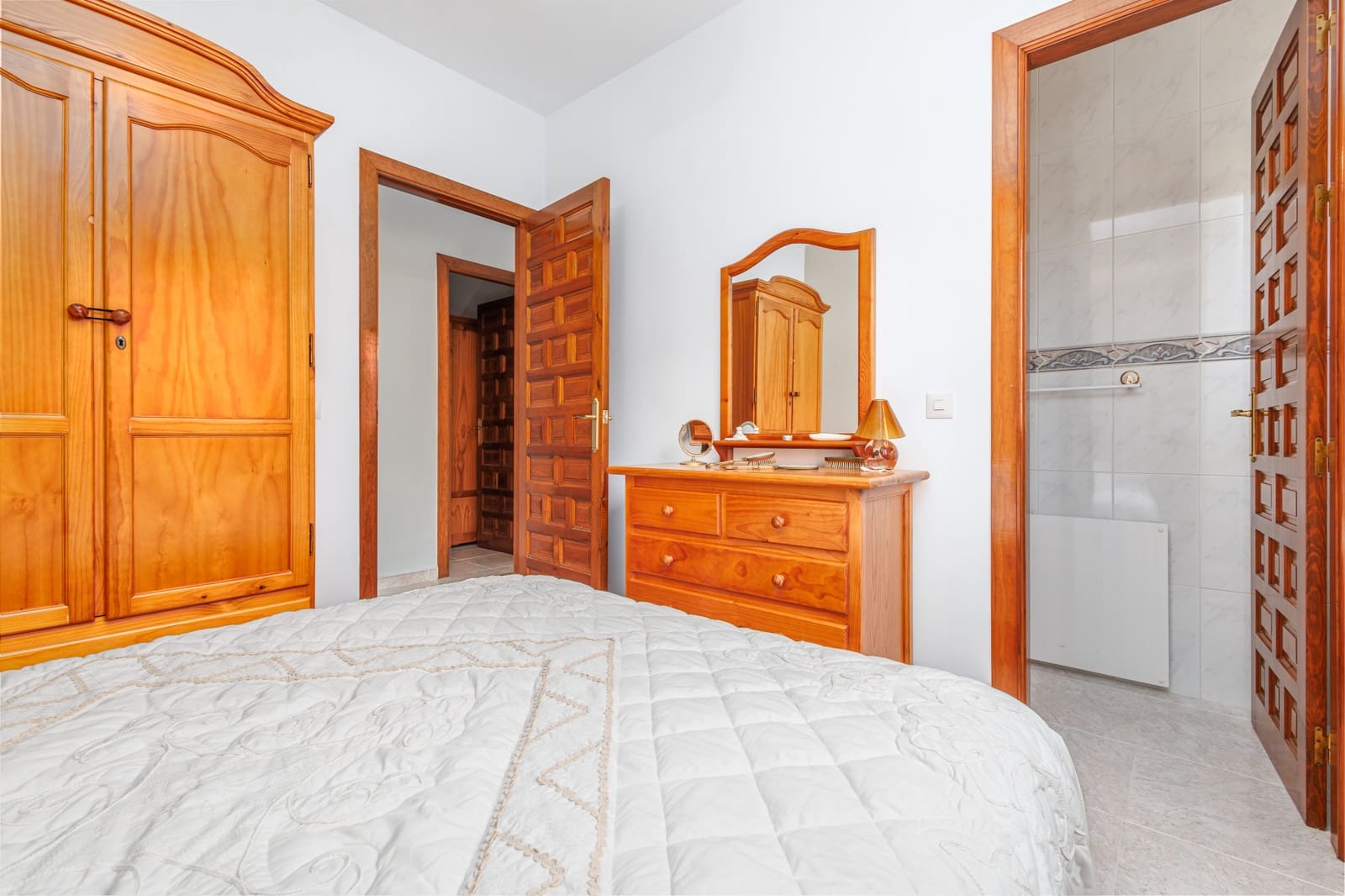 6 Zimmer Villa zu verkaufen in Alhaurin el Grande mit Pool Garage - 845.000 € (Ref: 9904650)