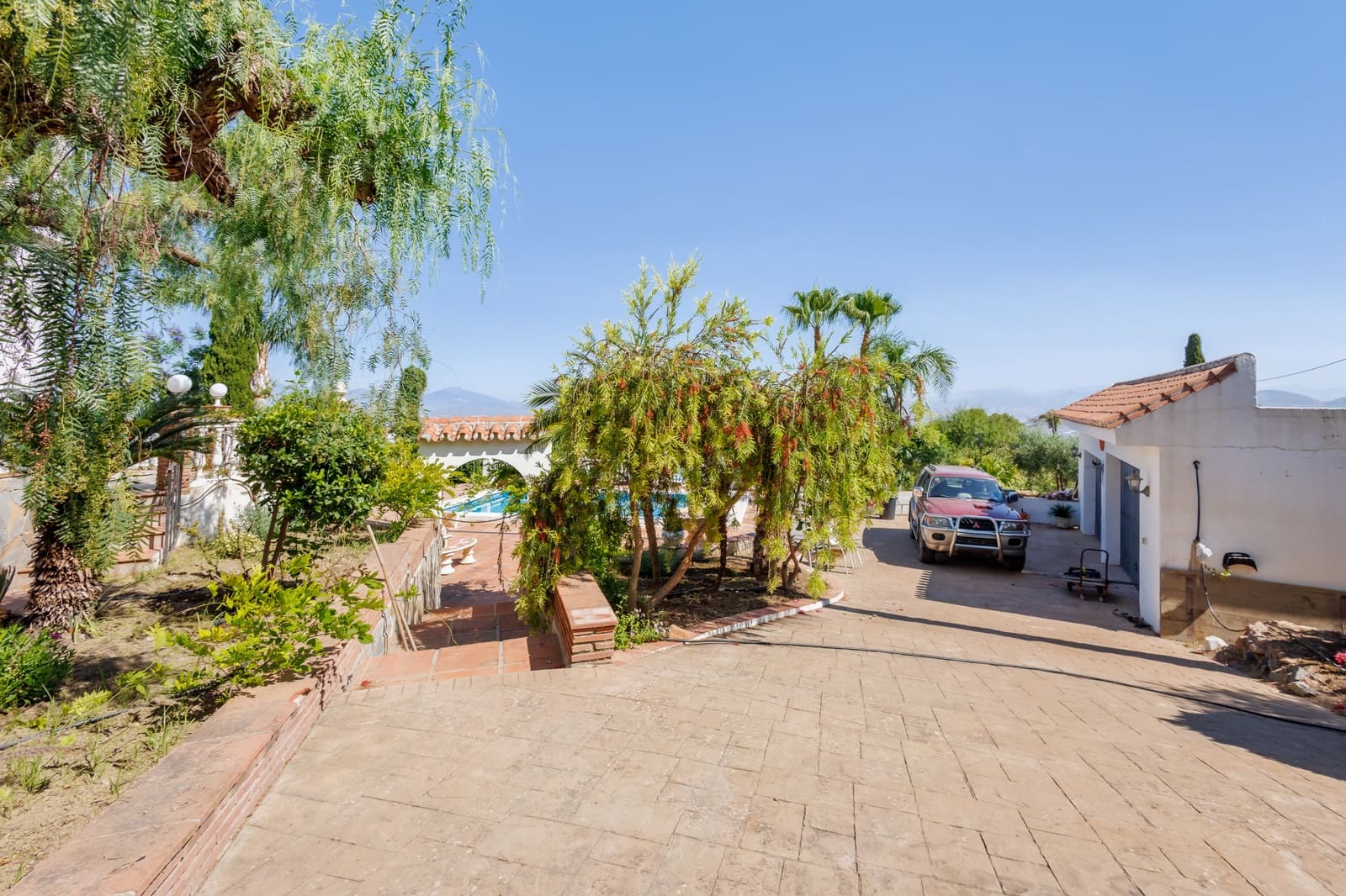 6 Zimmer Villa zu verkaufen in Alhaurin el Grande mit Pool Garage - 845.000 € (Ref: 9904650)