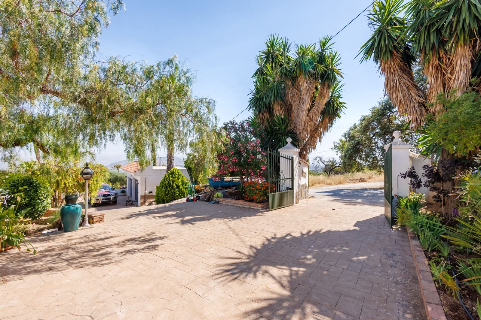 6 Zimmer Villa zu verkaufen in Alhaurin el Grande mit Pool Garage - 845.000 € (Ref: 9904650)
