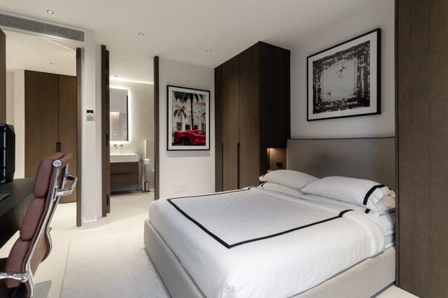 3 soveværelse Penthouse til salg i Puerto Banus, Marbella med swimmingpool - € 1.490.000 (Ref: 9922373)