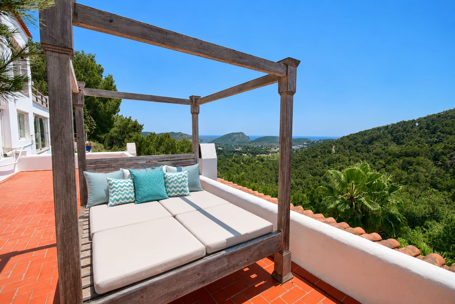 3 soveværelse Byhus til salg i Santa Eulalia / Santa Eularia med swimmingpool garage - € 1.850.000 (Ref: 9927500)