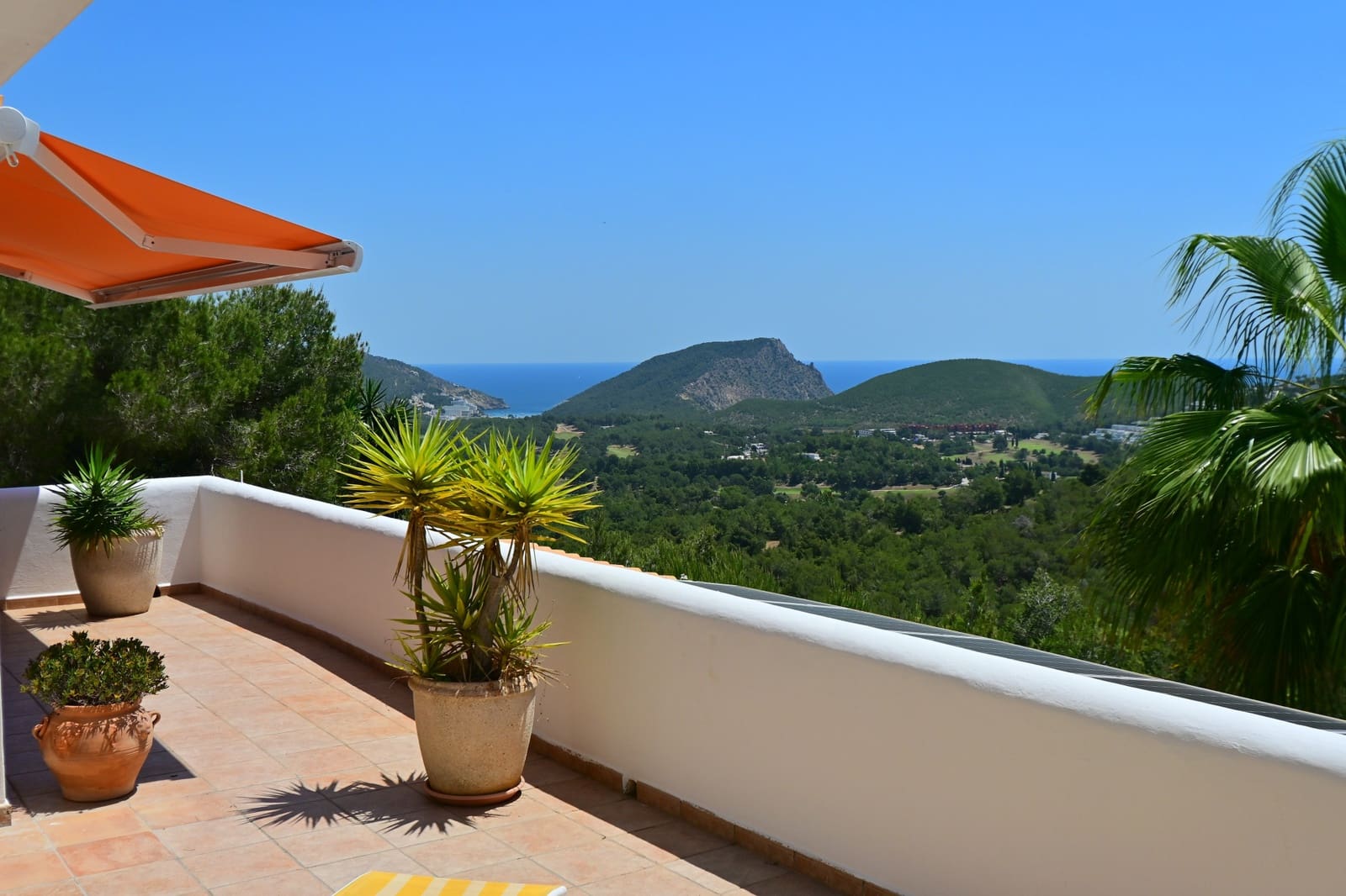 3 soveværelse Byhus til salg i Santa Eulalia / Santa Eularia med swimmingpool garage - € 1.850.000 (Ref: 9927500)