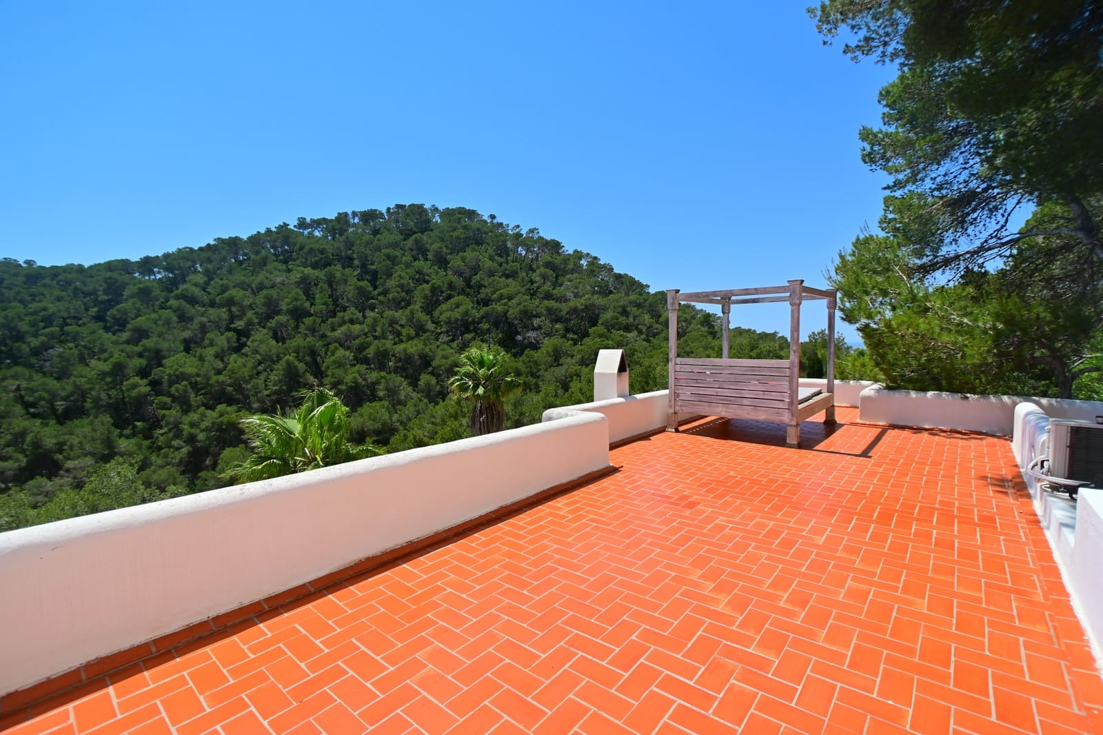 3 soveværelse Byhus til salg i Santa Eulalia / Santa Eularia med swimmingpool garage - € 1.850.000 (Ref: 9927500)