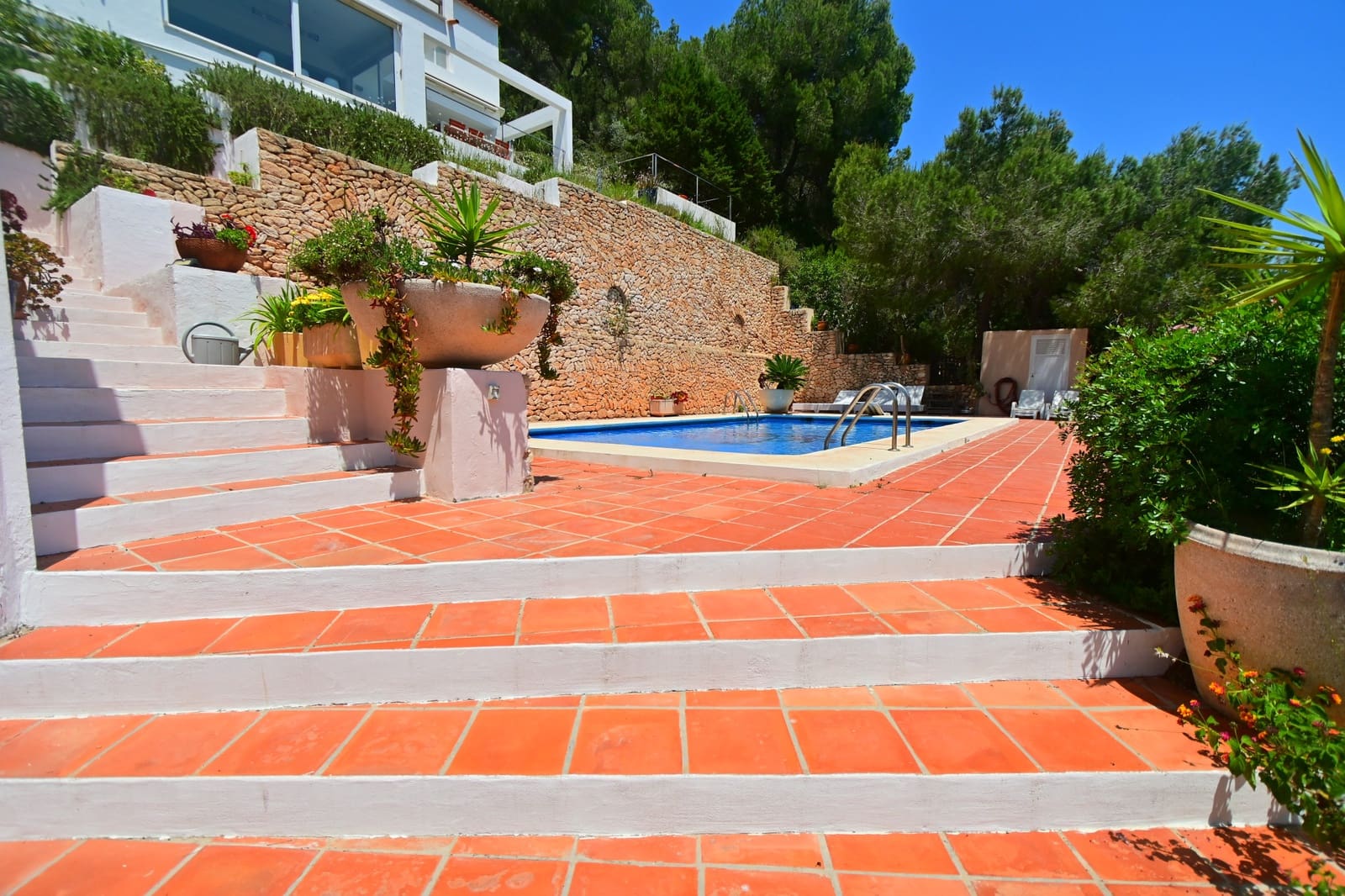 3 soveværelse Byhus til salg i Santa Eulalia / Santa Eularia med swimmingpool garage - € 1.850.000 (Ref: 9927500)