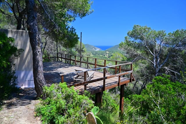 3 soveværelse Byhus til salg i Santa Eulalia / Santa Eularia med swimmingpool garage - € 1.850.000 (Ref: 9927500)