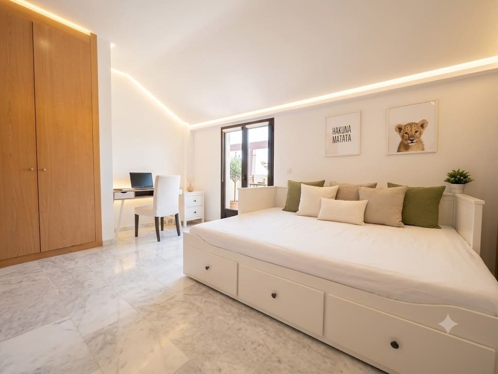 Casa de 3 habitaciones en Riviera del Sol en venta con piscina garaje - 577.000 € (Ref: 9934280)