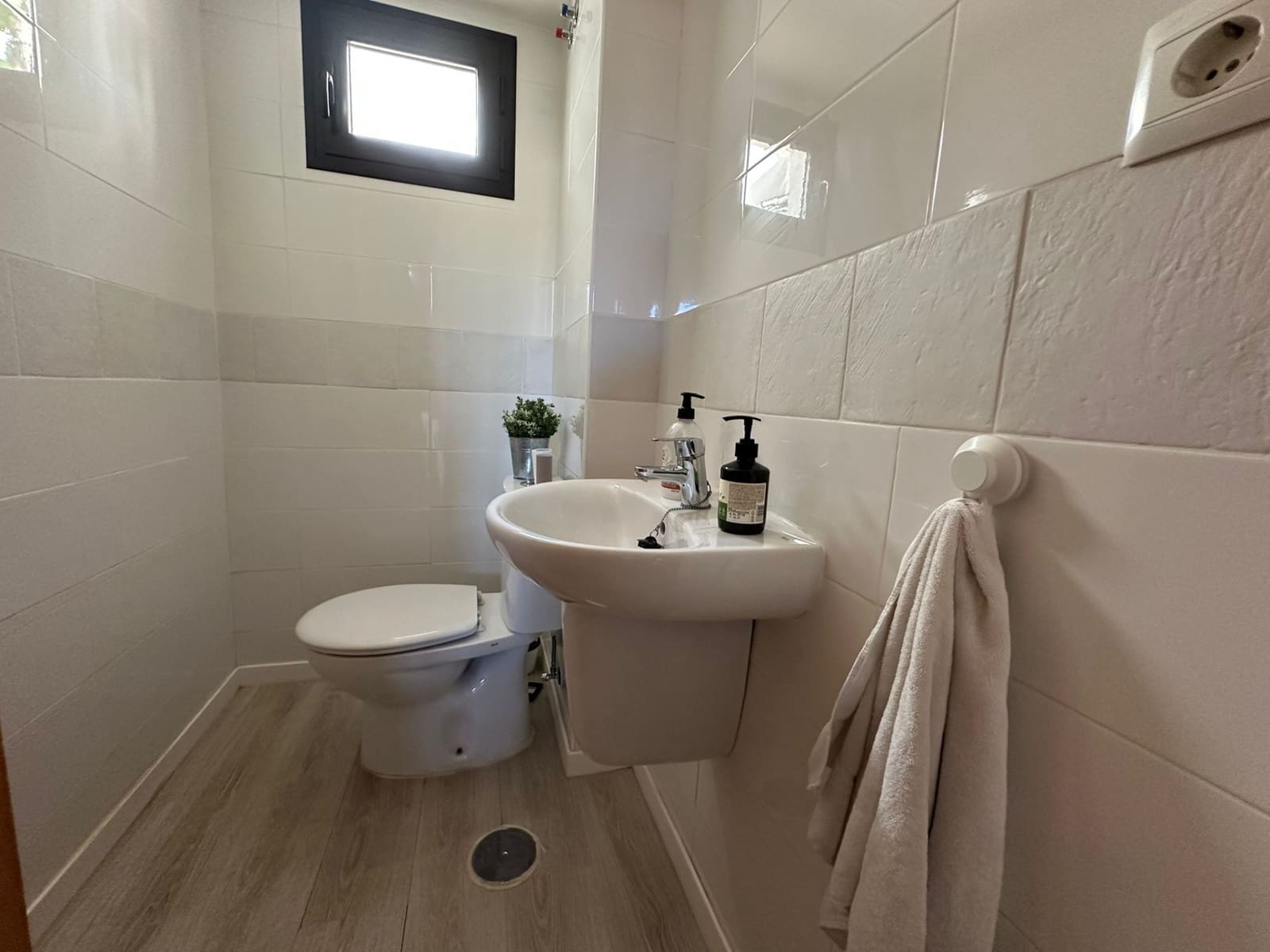 Casa de 3 habitaciones en Riviera del Sol en venta con piscina garaje - 577.000 € (Ref: 9934280)