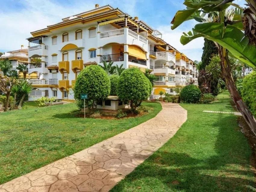 2 chambre Appartement à vendre à Marbella avec piscine garage - 515 000 € (Ref: 9940035)