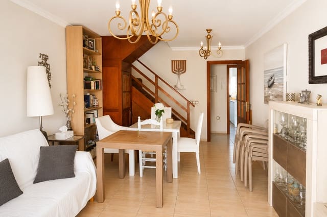 3 makuuhuone Kattohuoneisto myytävänä paikassa Torremolinos mukana uima-altaan 
autotalli - 745 000 € (Ref: 9940036)