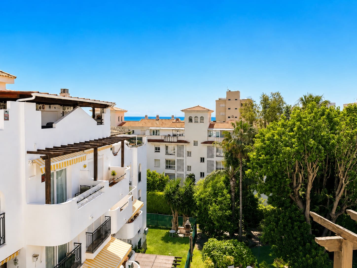 3 makuuhuone Kattohuoneisto myytävänä paikassa Torremolinos mukana uima-altaan 
autotalli - 745 000 € (Ref: 9940036)