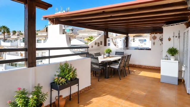 3 makuuhuone Kattohuoneisto myytävänä paikassa Torremolinos mukana uima-altaan 
autotalli - 745 000 € (Ref: 9940036)