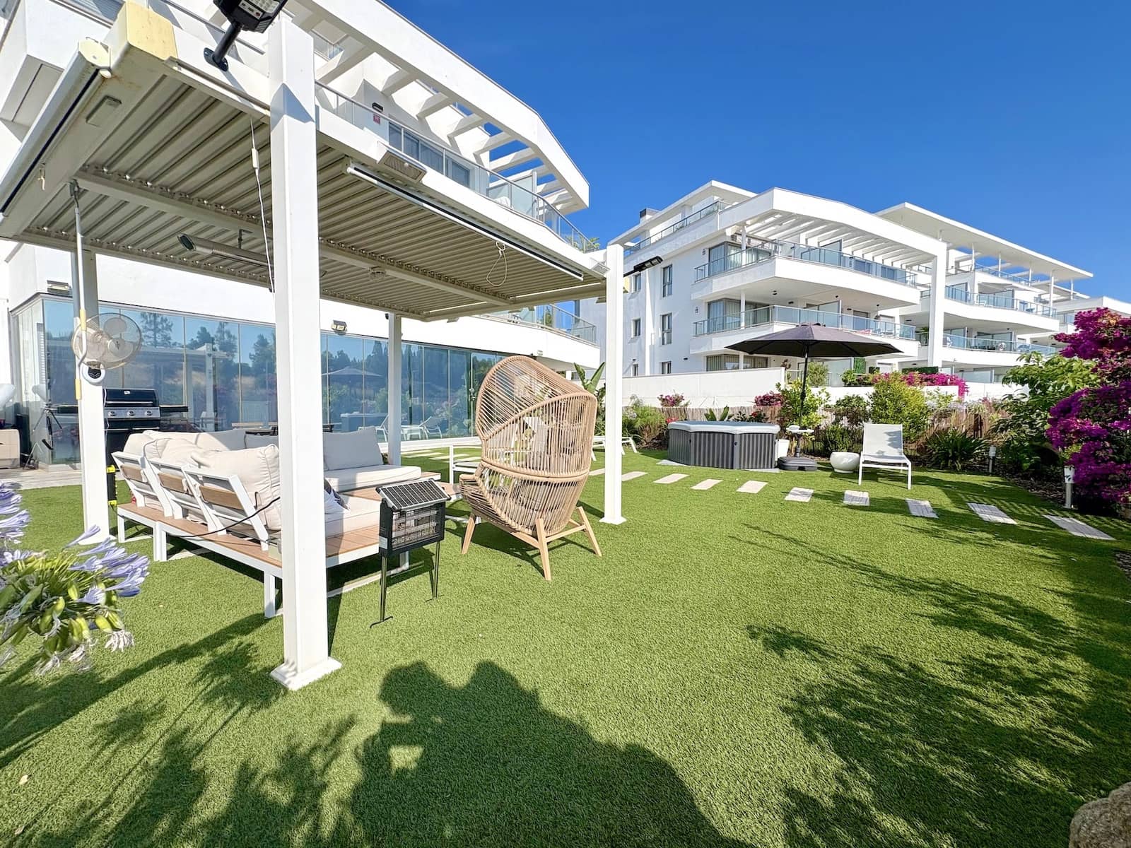 3 Zimmer Apartment zu verkaufen in El Chaparral mit Pool Garage - 598.500 € (Ref: 9940038)
