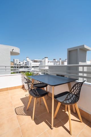 Ático de 3 habitaciones en La Cala de Mijas, Mijas en venta con piscina garaje - 477.000 € (Ref: 9942587)