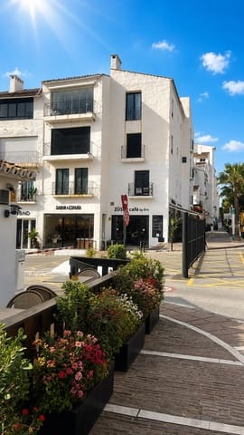 1 soverom Leilighet til salgs i Puerto Banus, Marbella - € 695 000 (Ref: 9945780)