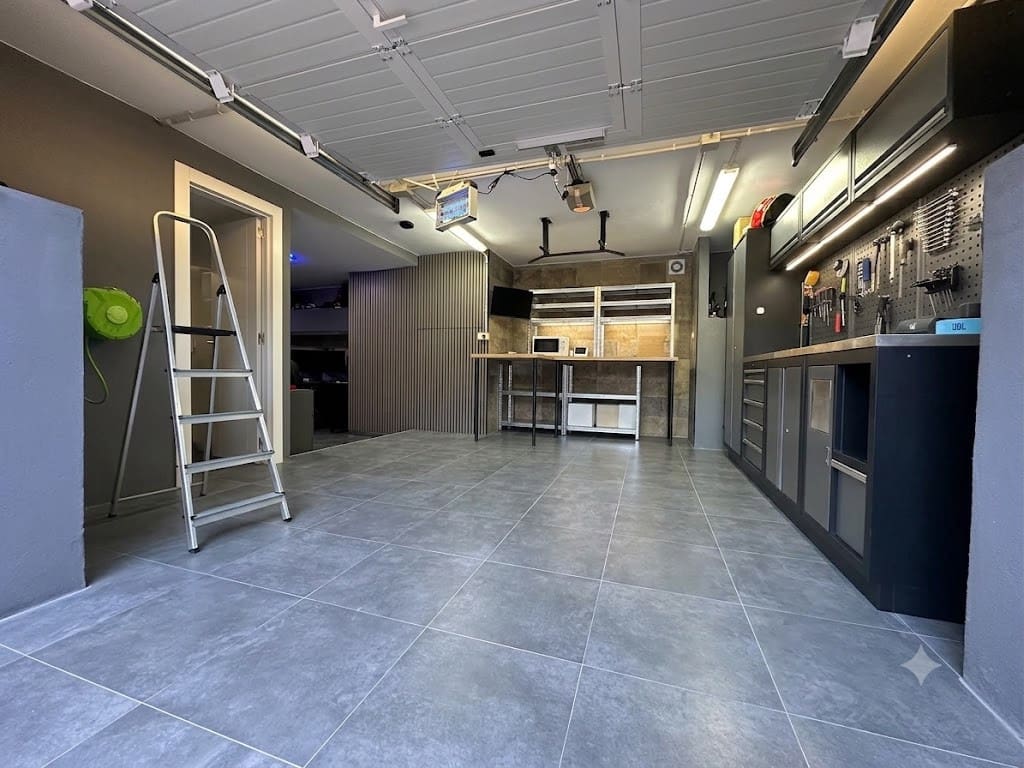 3 Zimmer Haus zu verkaufen in Benalmadena mit Pool Garage - 649.000 € (Ref: 9947983)