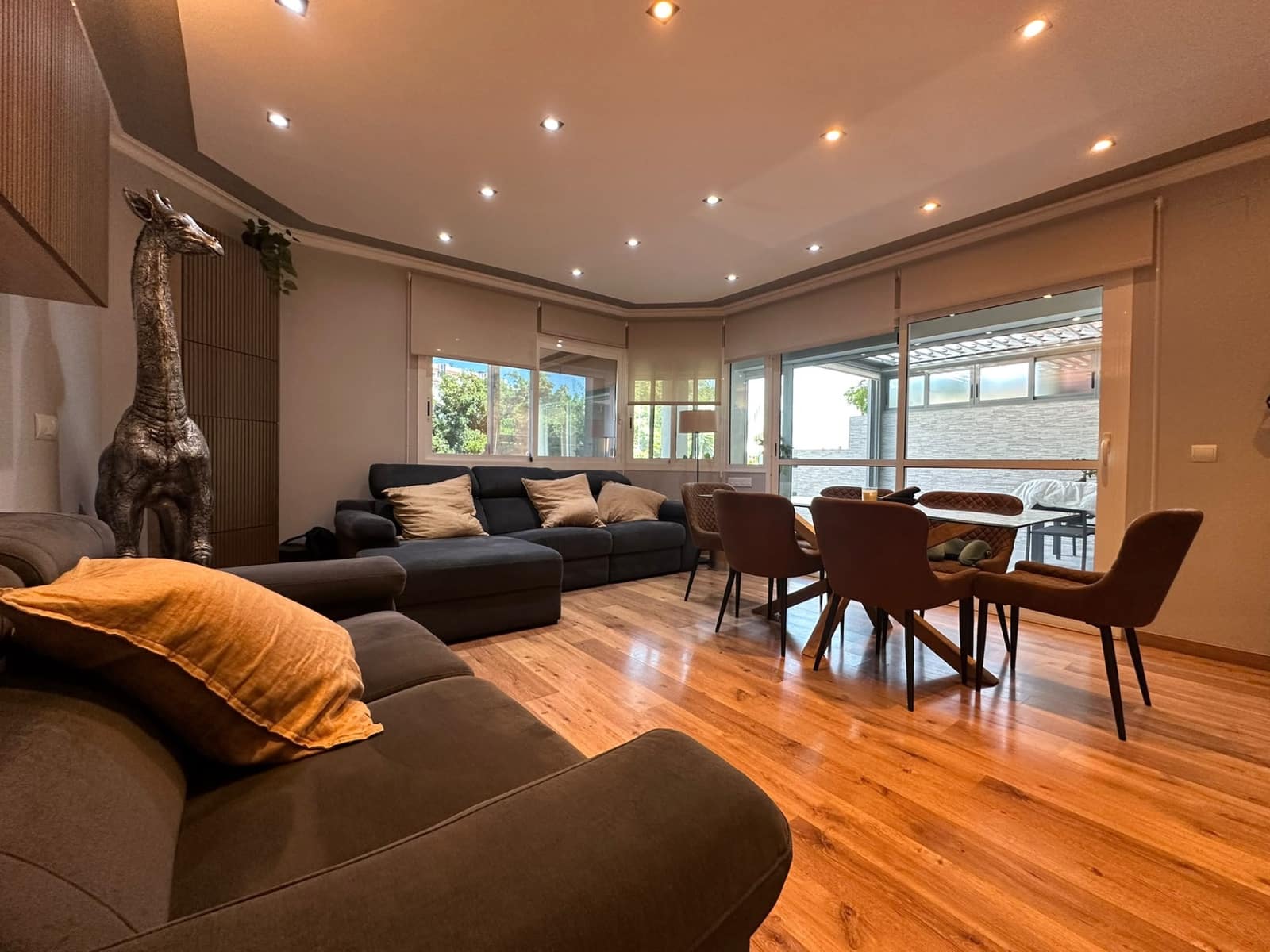 3 Zimmer Haus zu verkaufen in Benalmadena mit Pool Garage - 649.000 € (Ref: 9947983)