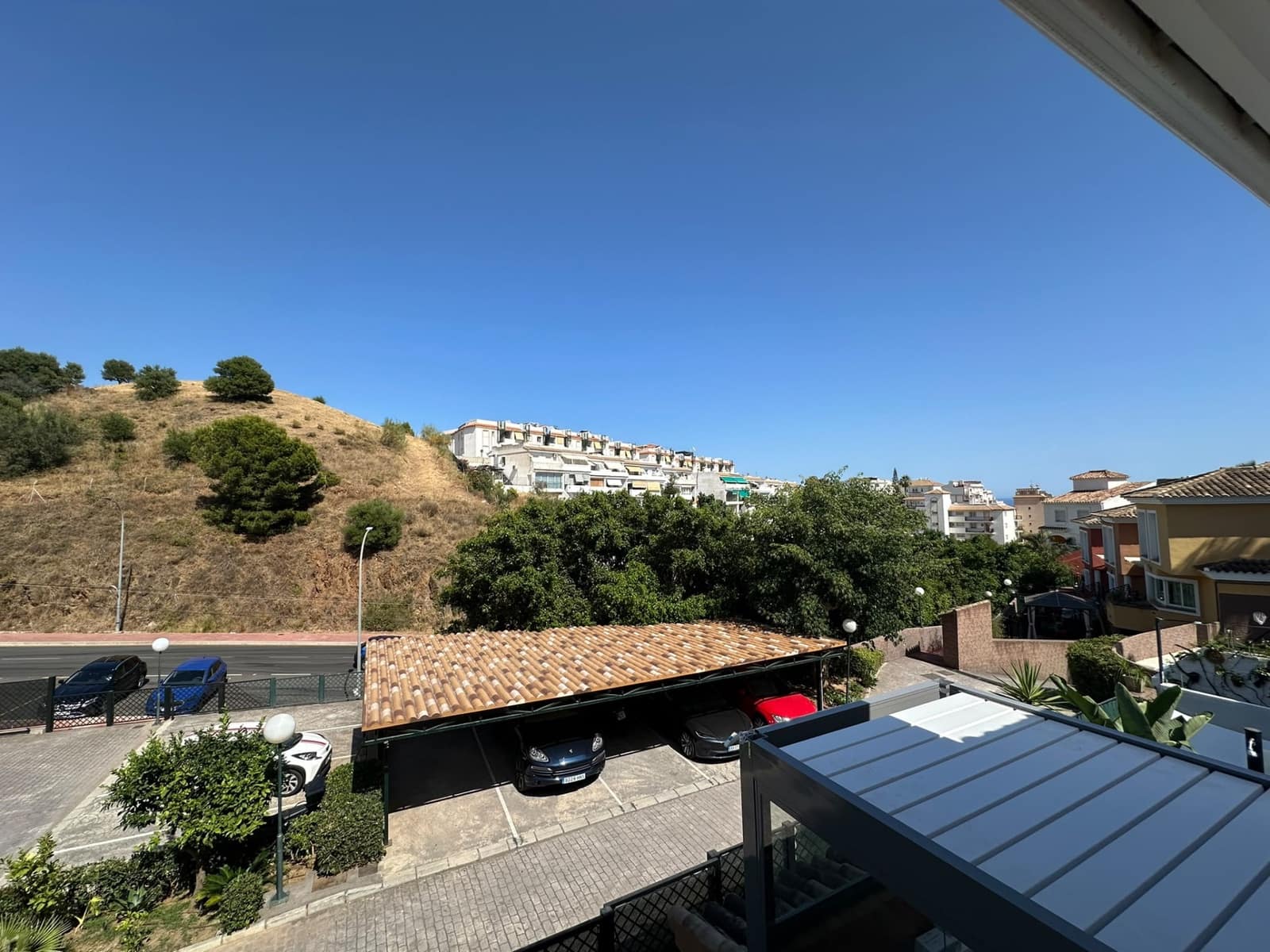 3 Zimmer Haus zu verkaufen in Benalmadena mit Pool Garage - 649.000 € (Ref: 9947983)