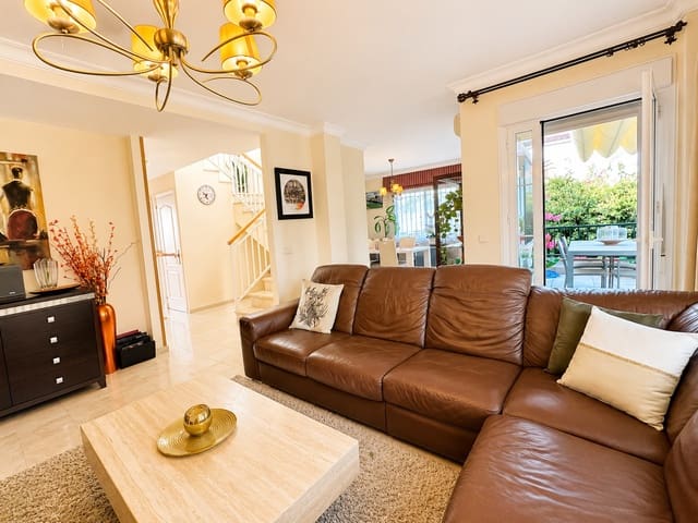 3 sovrum Hus till salu i Riviera del Sol, Mijas med pool garage - 550 000 € (Ref: 9949856)