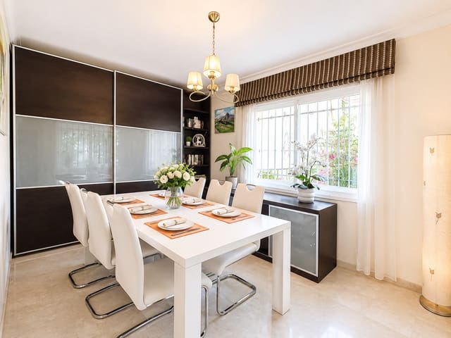 3 sovrum Hus till salu i Riviera del Sol, Mijas med pool garage - 550 000 € (Ref: 9949856)