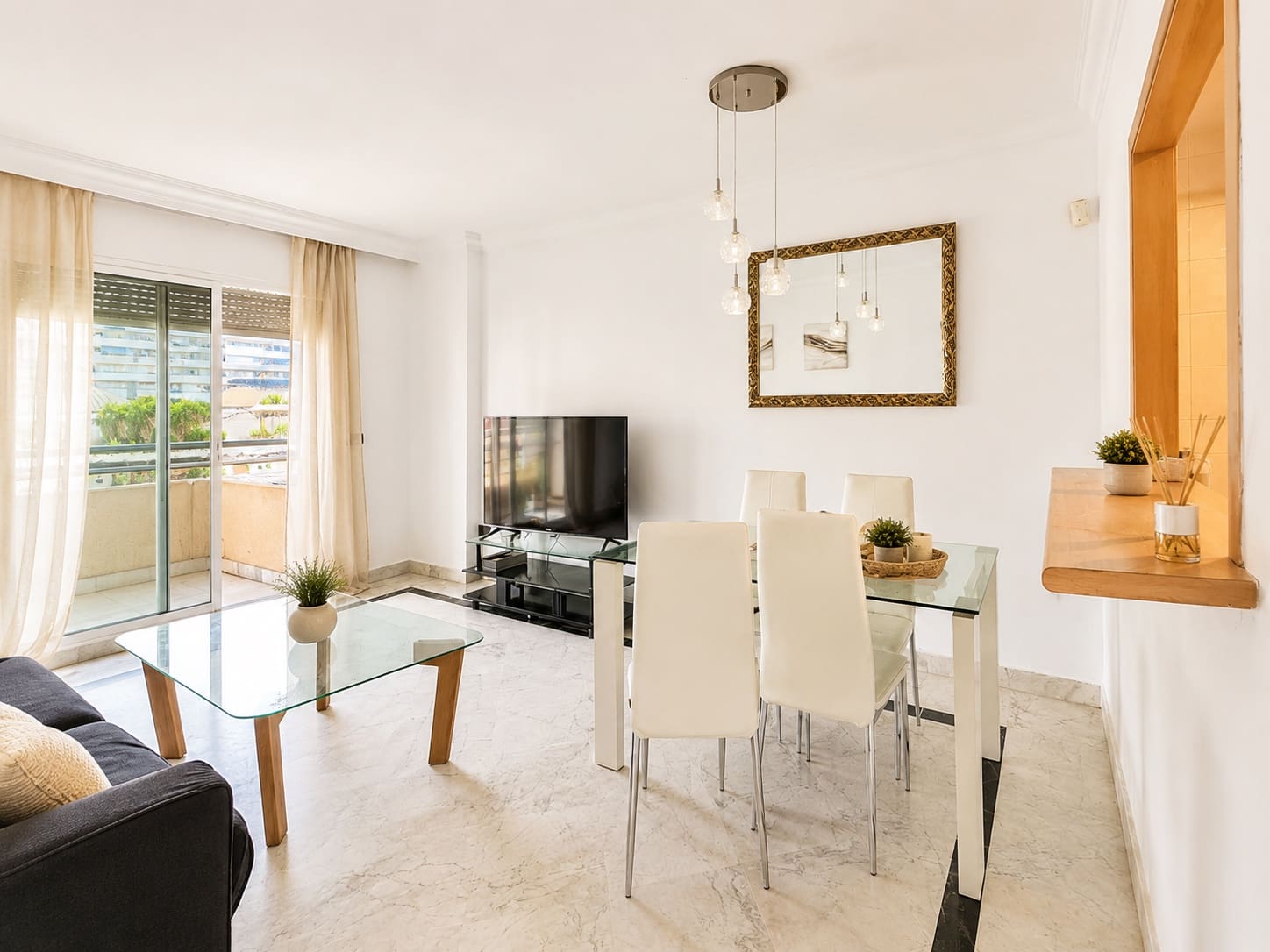 2 soveværelse Lejlighed til salg i Marbella med swimmingpool garage - € 550.000 (Ref: 9949857)