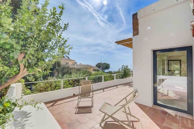 2 chambre Appartement à vendre à Benalmadena Costa, Benalmádena avec piscine garage - 489 000 € (Ref: 9962770)