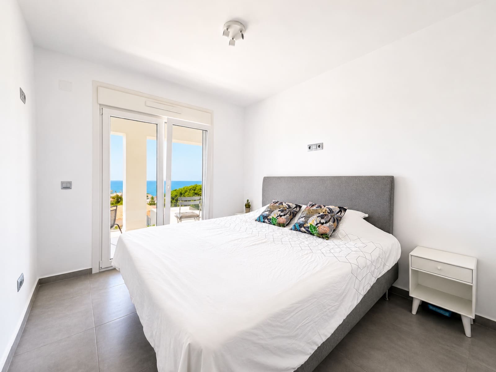4 soverom Villa til salgs i La Cala de Mijas med svømmebasseng garasje - € 2 095 000 (Ref: 9965343)