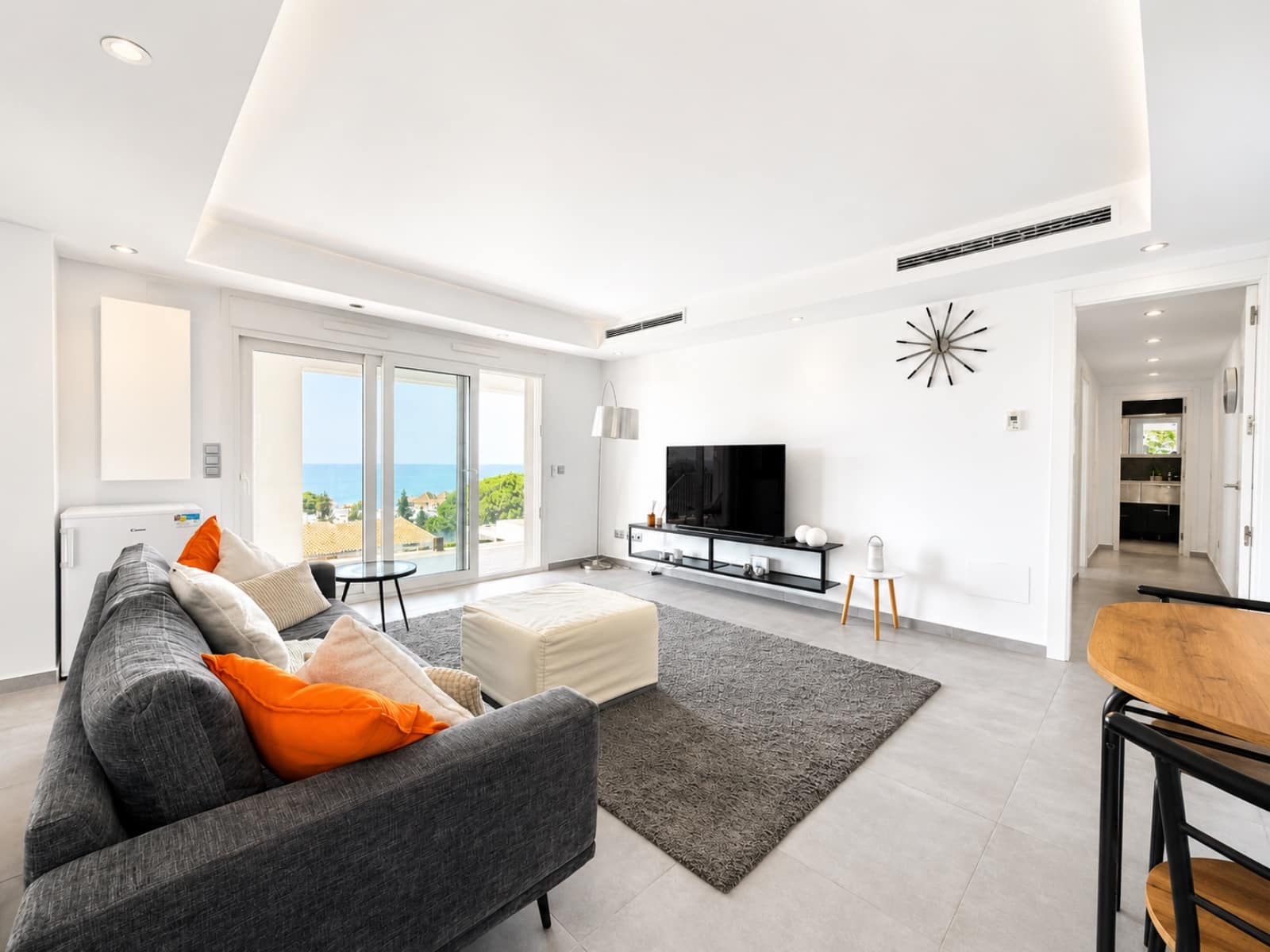 4 soverom Villa til salgs i La Cala de Mijas med svømmebasseng garasje - € 2 095 000 (Ref: 9965343)