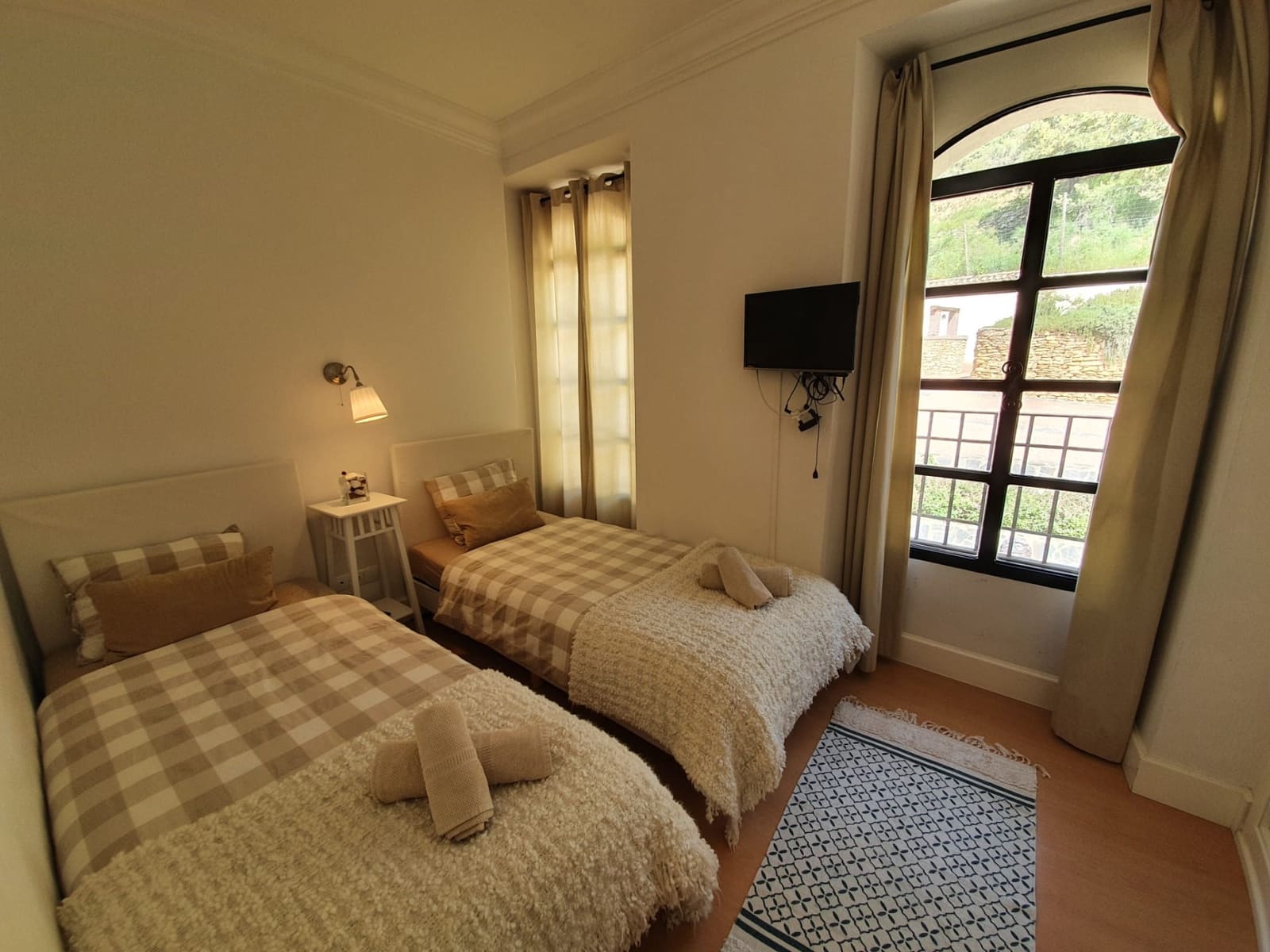 6 quarto Quinta/Casa Rural para venda em Setenil de las Bodegas com piscina garagem - 1 495 000 € (Ref: 9965344)