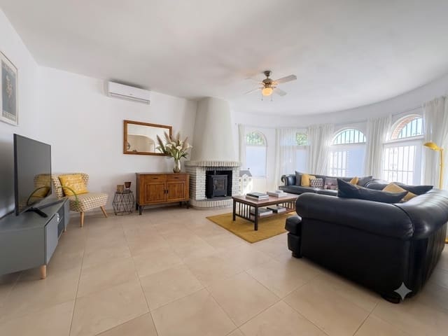 3 chambre Villa/Maison à vendre à Mijas Costa, Mijas avec piscine garage - 789 000 € (Ref: 9965345)