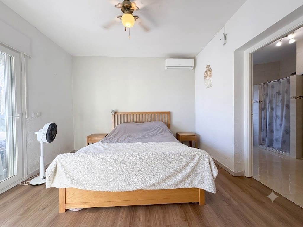 3 bedroom Villa for sale in Mijas Costa with pool garage - € 789,000 (Ref: 9965345)