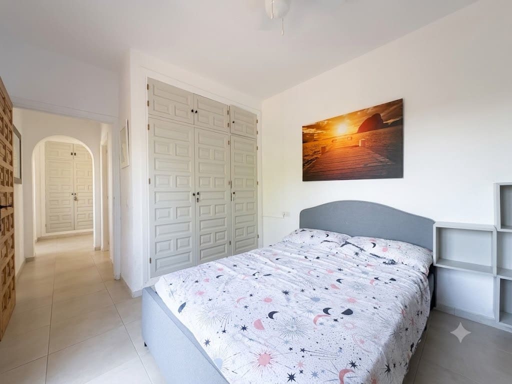 3 bedroom Villa for sale in Mijas Costa with pool garage - € 789,000 (Ref: 9965345)