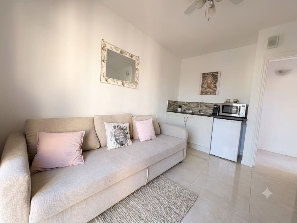 3 bedroom Villa for sale in Mijas Costa with pool garage - € 789,000 (Ref: 9965345)
