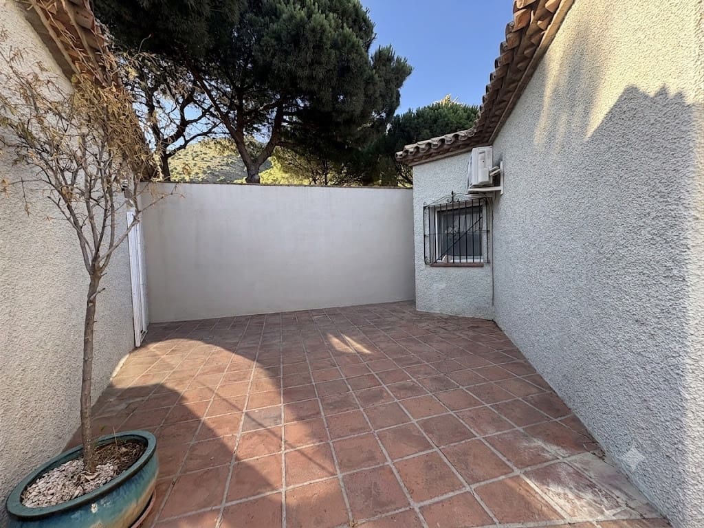 3 bedroom Villa for sale in Mijas Costa with pool garage - € 789,000 (Ref: 9965345)